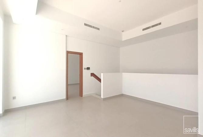 74620621 - Property Image 3