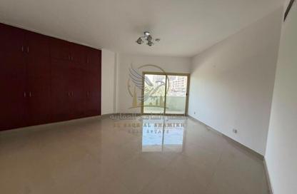 Apartment - 3 - 5 for rent in Jamal Abdul Nasser Street - Al Majaz - Sharjah