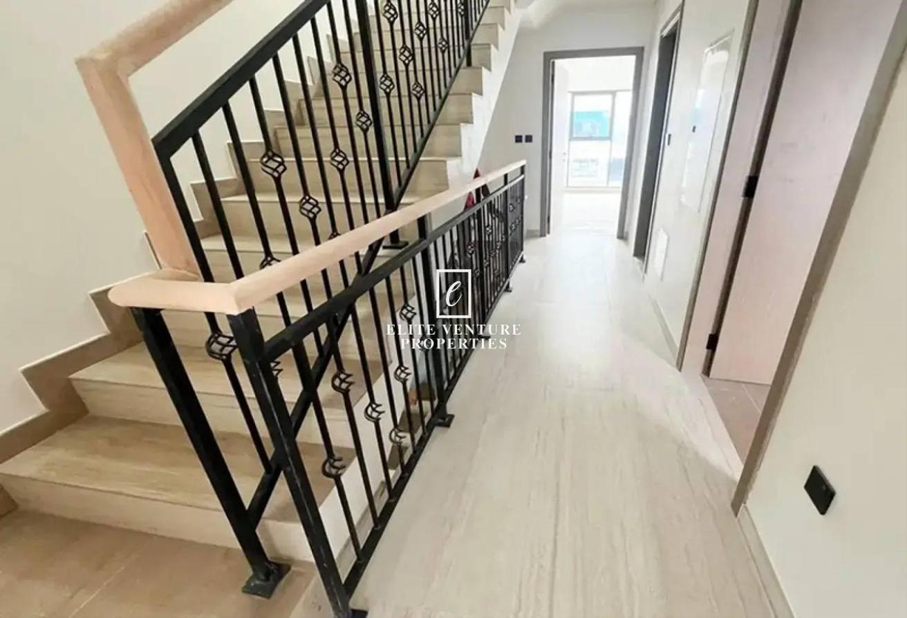 5 BEDROOM + MAIDS ROOM | BEST DEAL | TOWNHOUSE photo 3