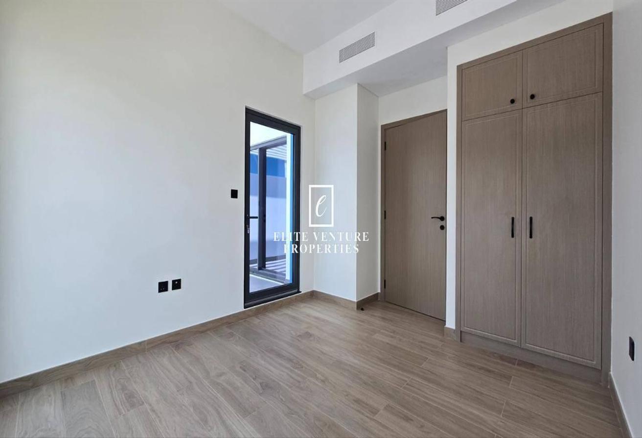 5 BEDROOM + MAIDS ROOM | BEST DEAL | TOWNHOUSE photo 7