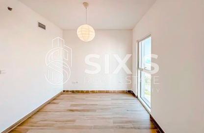 Apartment - 3 - 4 for sale in Waters Edge - Yas Island - Abu Dhabi Apartment - 3 - 4 for sale in Waters Edge - Yas Island - Abu Dhabi
