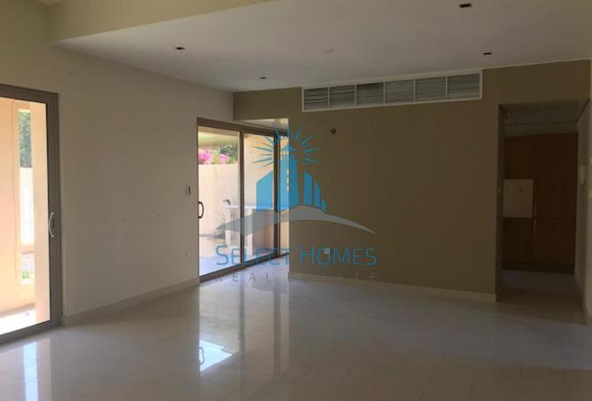 3-bed townhouse in Samra Community — photo 3