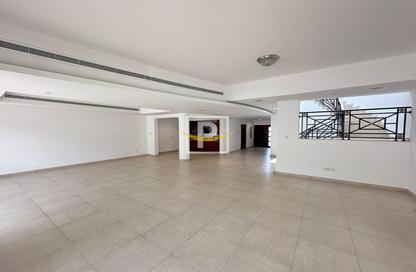 Villa - 5 - 5 for rent in Jumeirah 3 Villas - Jumeirah 3 - Jumeirah - Dubai