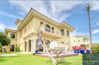 Villa - 5 - 6 for rent in Garden Homes Frond E - Garden Homes - Palm Jumeirah - Dubai