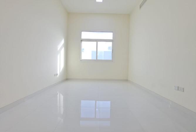 73866955 - Property Image 3