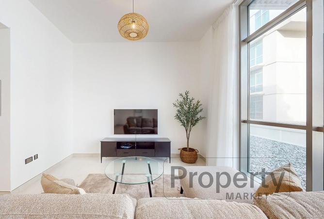 100386831 - Property Image 2