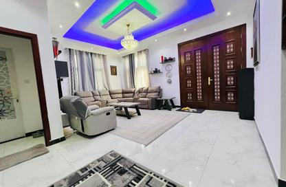 Villa - 3 - 4 for rent in Al Zaheya Gardens - Al Zahya - Ajman