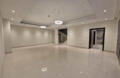 Villa - 5 - 6 for rent in Al Ghail - Al Mutarad - Al Ain