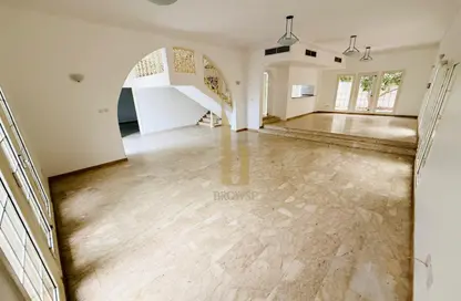 Villa - 4 Bedrooms - 4 Bathrooms for rent in Umm Suqeim 1 Villas - Umm Suqeim 1 - Umm Suqeim - Dubai