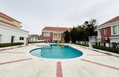 Villa - 4 Bedrooms - 4 Bathrooms for rent in Umm Suqeim 1 Villas - Umm Suqeim 1 - Umm Suqeim - Dubai