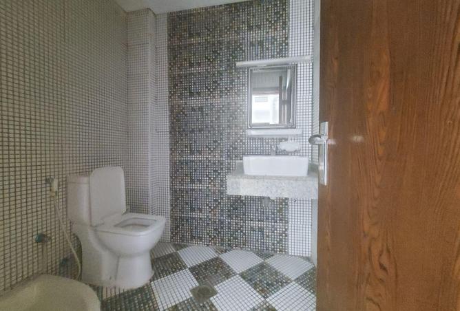 53170853 - Property Image 2