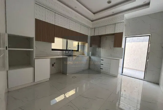166998856 - صورة العقار 2