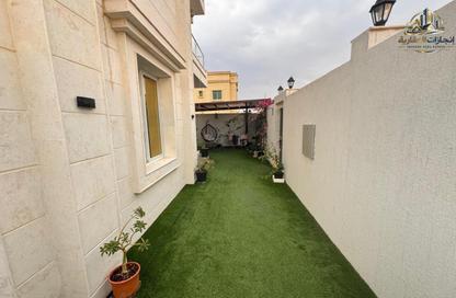Villa - 3 Bedrooms - 5 Bathrooms for rent in Al Yasmeen 1 - Al Yasmeen - Ajman