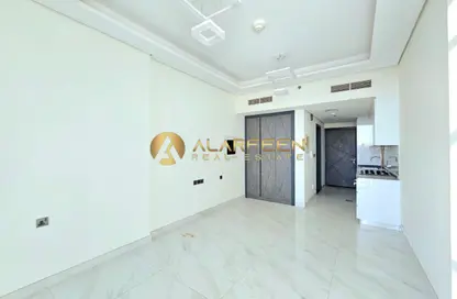 Apartment - 1 Bathroom for rent in Samana Golf Avenue - Dubai Studio City - Dubai