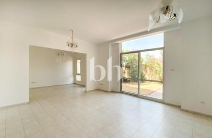 Villa - 4 - 5 for rent in Mirdif Villas - Mirdif - Dubai