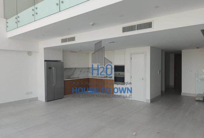 101696184 - Property Image 3