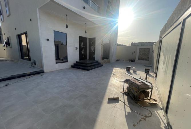 117704327 - Property Image 3