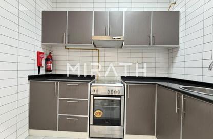 Apartment - Studio - 1 for rent in Souk Al Kabeer Building - Al Souk Al Kabeer - Bur Dubai - Dubai Apartment - Studio - 1 for rent in Souk Al Kabeer Building - Al Souk Al Kabeer - Bur Dubai - Dubai