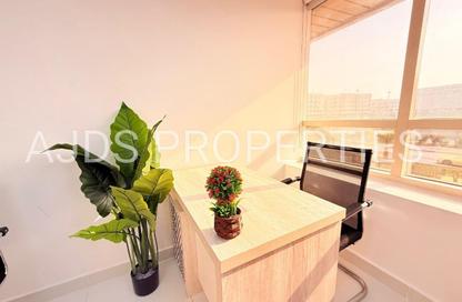 Office Space - Studio - 1 Bathroom for rent in Silver Home Building - Hor Al Anz - Deira - Dubai