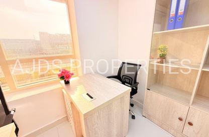Office Space - Studio - 1 Bathroom for rent in Silver Home Building - Hor Al Anz - Deira - Dubai