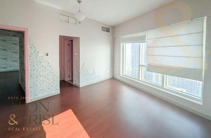 Apartment - 2 Bedrooms - 2 Bathrooms for rent in Icon Tower 2 - JLT Cluster L - Jumeirah Lake Towers - Dubai