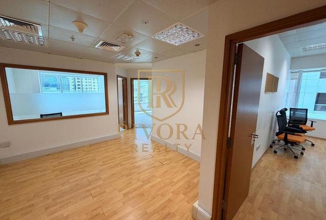 96932307 - Property Image 2
