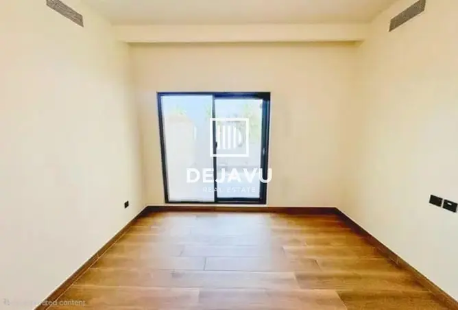 165601137 - Property Image 2