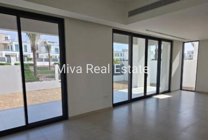 74240511 - Property Image 3