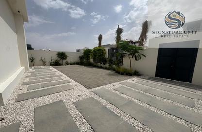 Villa - 4 Bedrooms - 5 Bathrooms for rent in Wadi Alshabak - Dubai
