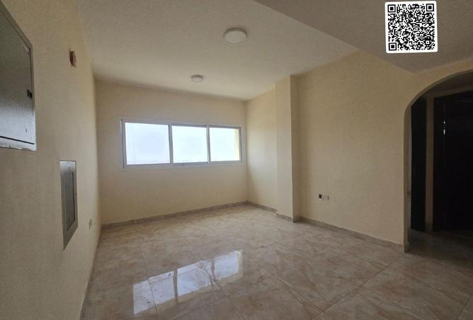 92712086 - Property Image 2