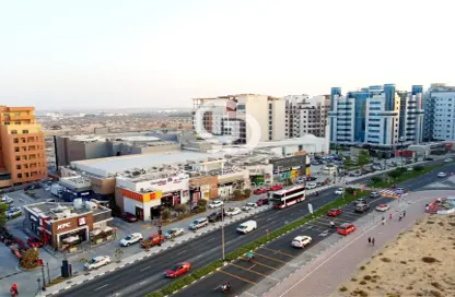 Apartment - 1 Bedroom - 2 Bathrooms for rent in Axis Residence 8 - Axis Residence - Dubai Silicon Oasis - Dubai