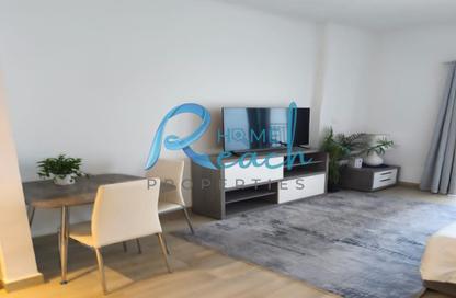 Apartment - Studio - 1 Bathroom for rent in Waters Edge - Yas Island - Abu Dhabi Apartment - Studio - 1 Bathroom for rent in Waters Edge - Yas Island - Abu Dhabi