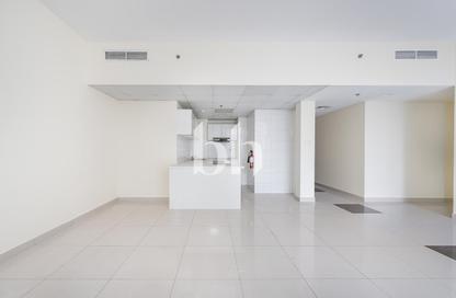 Apartment - 3 Bedrooms - 3 Bathrooms for rent in Marina Wharf 2 - Marina Wharf - Dubai Marina - Dubai