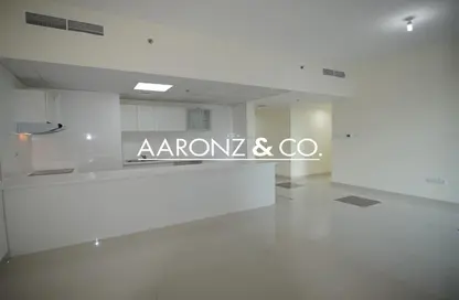 Apartment - 3 Bedrooms - 3 Bathrooms for sale in Marina Wharf 2 - Marina Wharf - Dubai Marina - Dubai