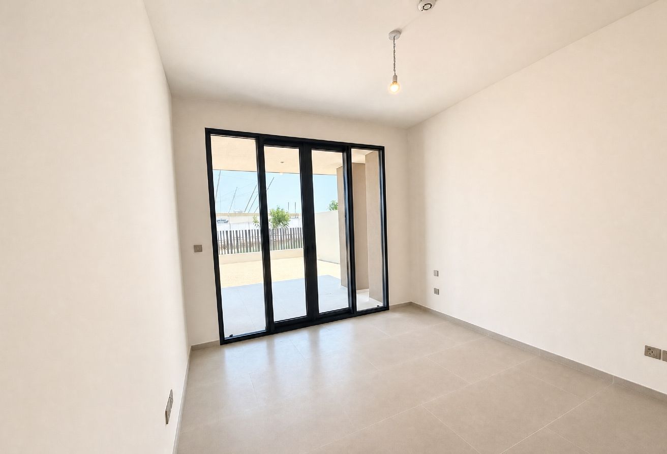 4 bedroom villa in Jebel Ali Village Villas, Jebel Ali: 14