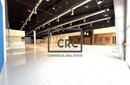 Warehouse - Studio - 3 Bathrooms for rent in Mussafah - Abu Dhabi