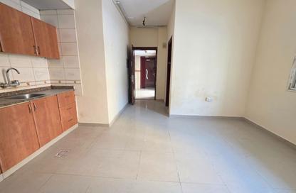 Apartment - Studio - 1 for rent in Muwaileh 29 Building - Muwaileh - Sharjah