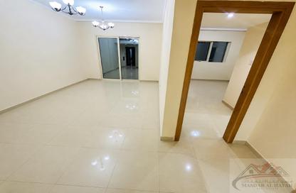 Apartment - 2 Bedrooms - 3 Bathrooms for rent in Muwaileh 29 Building - Muwaileh - Sharjah