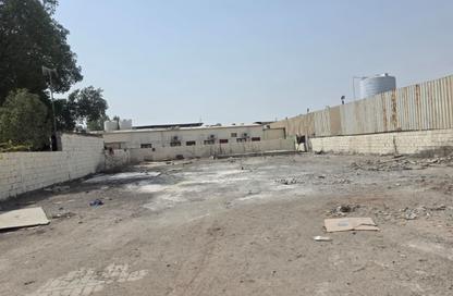 Land - Studio for rent in Al Sajaa - Sharjah