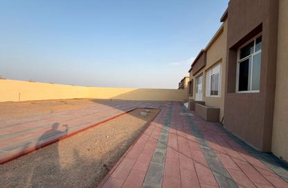 Villa - 2 Bedrooms - 3 Bathrooms for rent in Al Riffa - Ras Al Khaimah