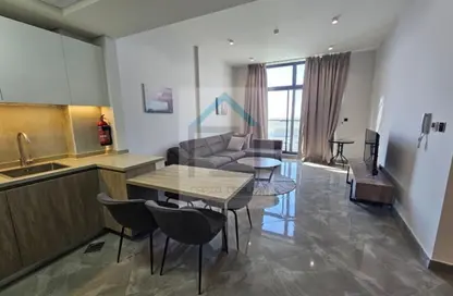 شقة - 2 غرف نوم - 2 حمامات للايجار في ماجيستيك ريزيدينس 2 - ماجيستيك ريزيزيدنس - دبي الجنوب (مركز دبي العالمي) - دبي