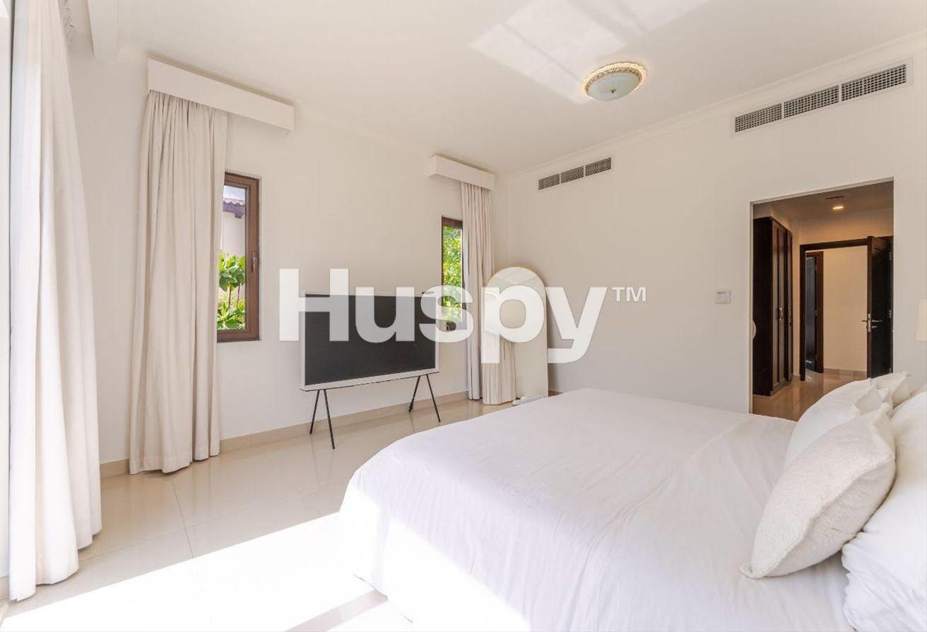 Prime Location | Close to Amenities | Unfurnished photo 12
