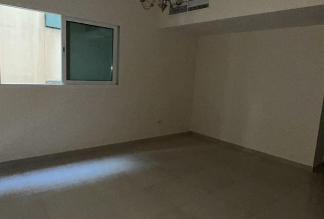 127915599 - Property Main Image