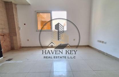 Apartment - Studio - 1 for rent in Muwaileh - Sharjah