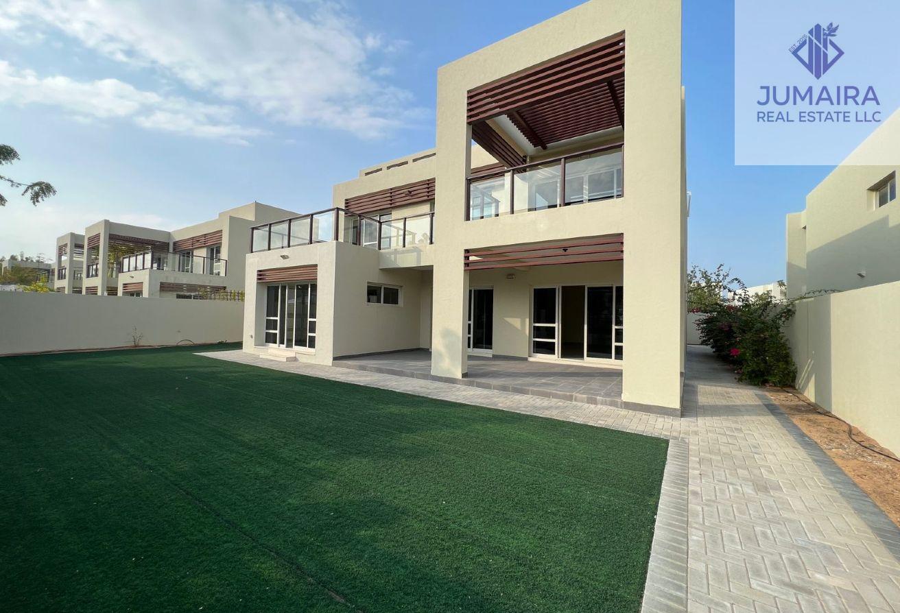 Stand Alone 4BR Villa | 2nd Row | Huge Plot Malibu