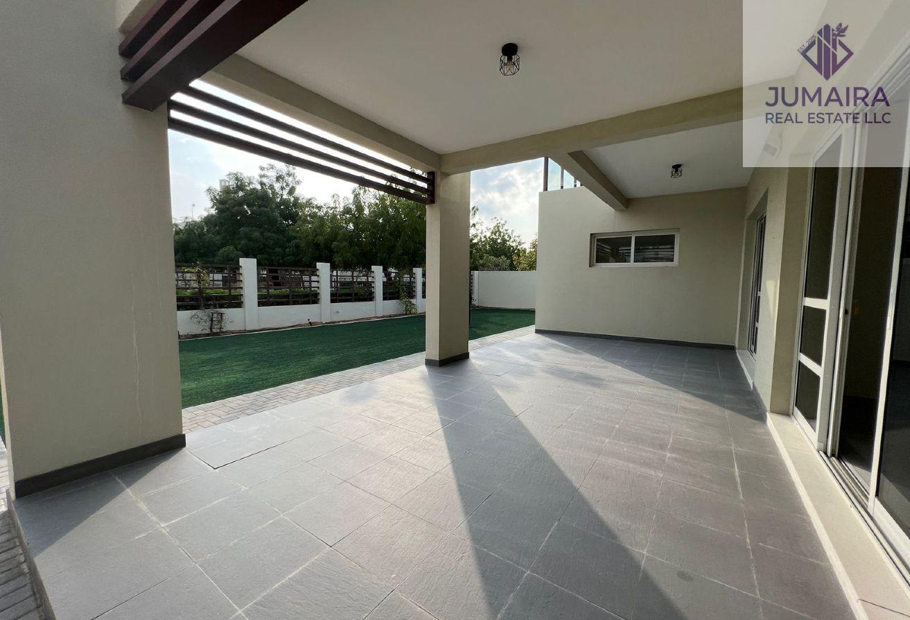 Stand Alone 4BR Villa | 2nd Row | Huge Plot Malibu