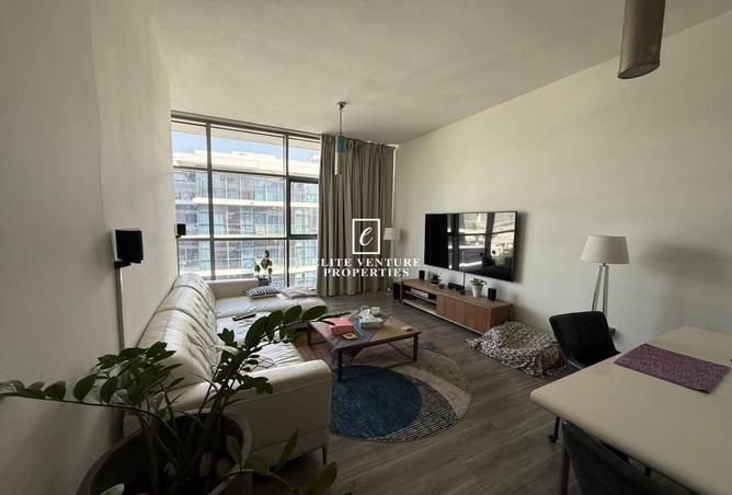 94023289 - Property Main Image
