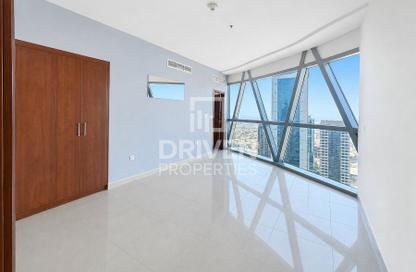 Apartment - 1 - 2 for rent in Park Tower A - Park Towers - DIFC - Dubai