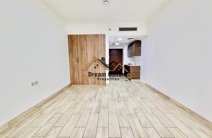 Apartment - Studio - 1 for rent in Easy18 - International City Phase 2 - Al Warsan 4 - Al Warsan - Dubai Apartment - Studio - 1 for rent in Easy18 - International City Phase 2 - Al Warsan 4 - Al Warsan - Dubai