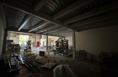 Warehouse - Studio - 1 Bathroom for rent in Al Sajaa Industrial - Al Sajaa - Sharjah